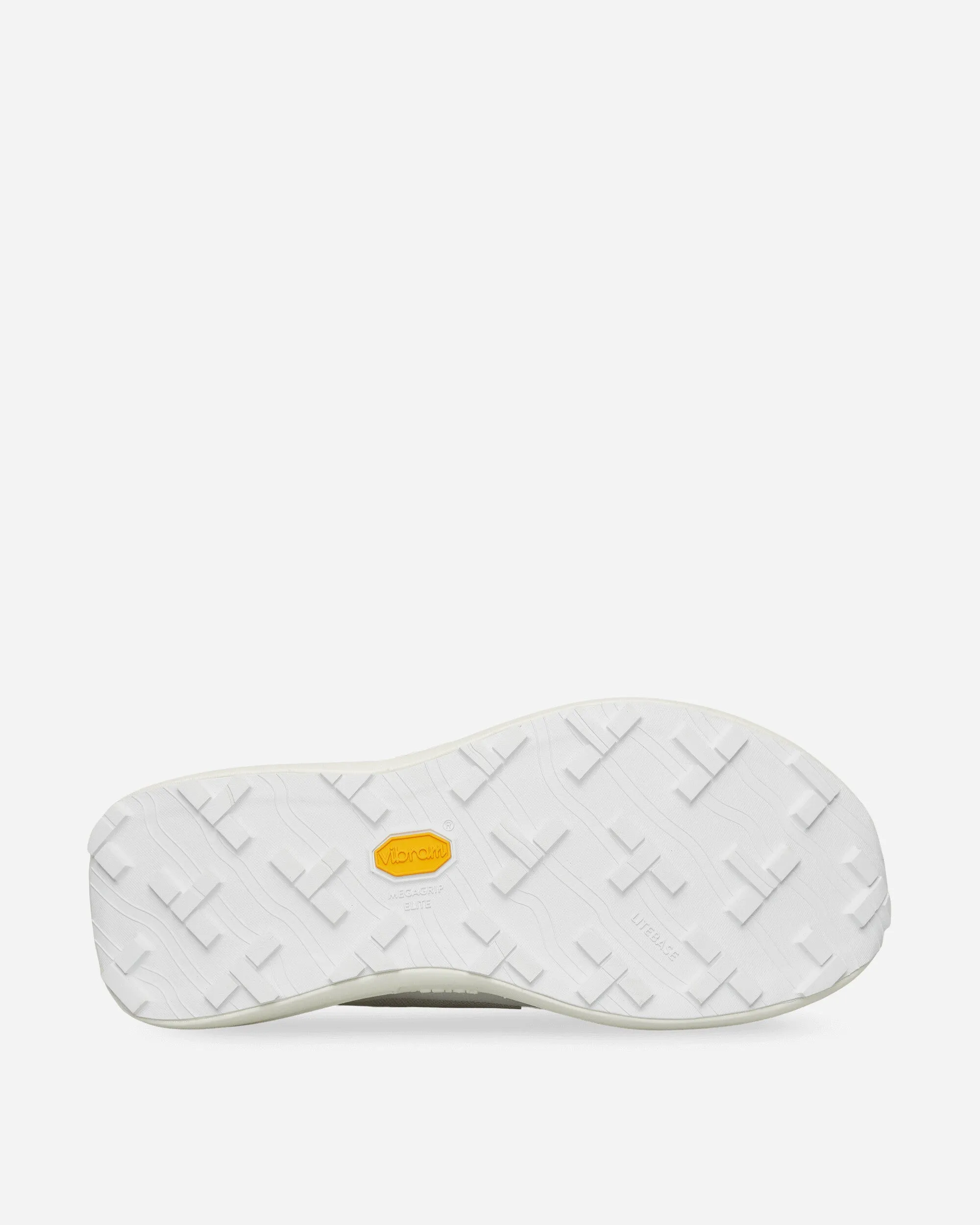 005 Baskets Neve