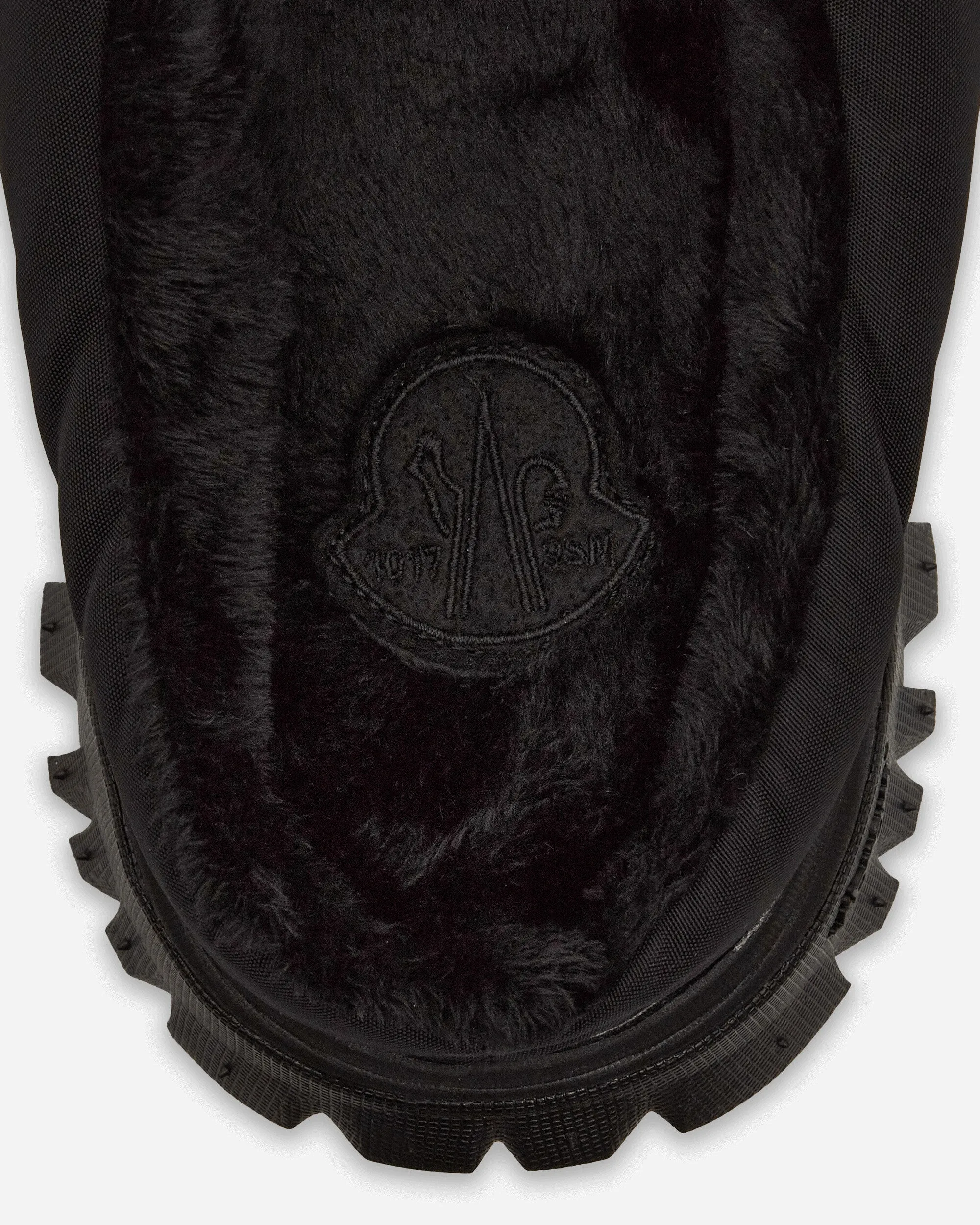 6 Moncler 1017 ALYX 9SM Chaussures de randonnée en duvet noir