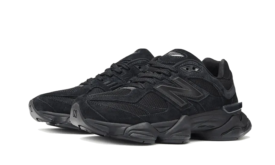 9060 Triple Noir