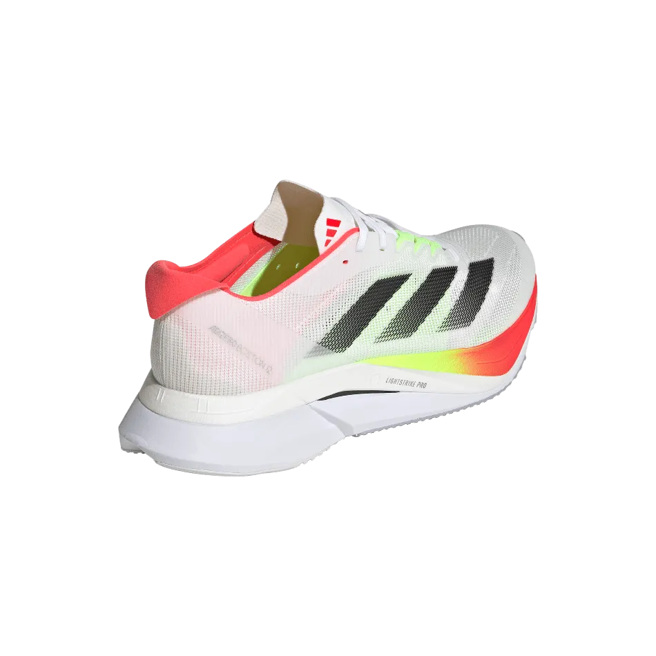 Chaussures de course Adidas Boston 12 pour Homme en FTWR Blanc/Noir de base/Rouge Lucide SS25
