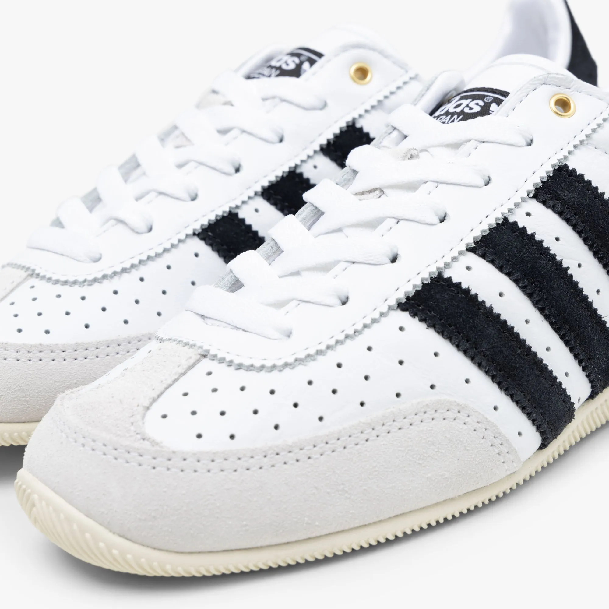 adidas Originals Femmes Japan Ftwr Blanc / Noir de base - Or Métallisé