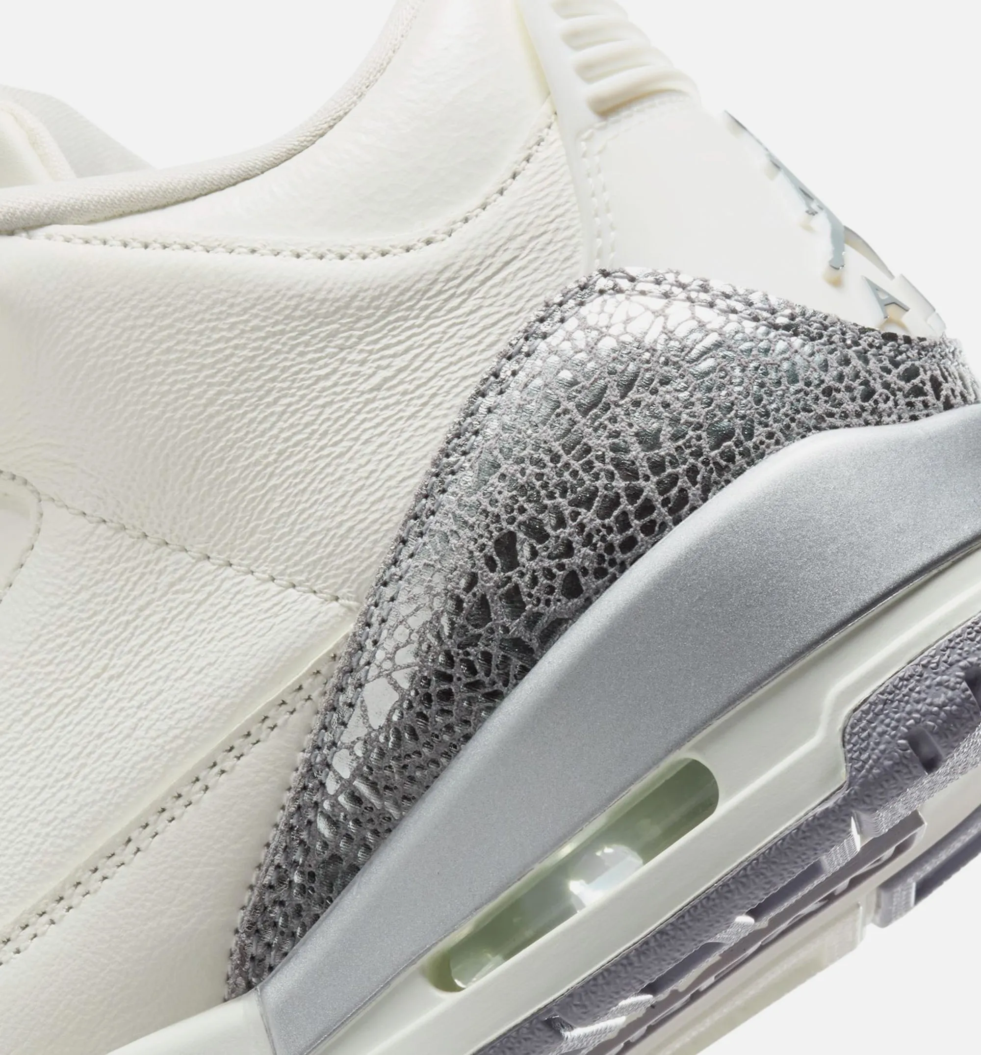Chaussure de style de vie pour femme Air Jordan 3 Sail Cement - Sail/Gris Cement/Argent Métallisé Livraison gratuite