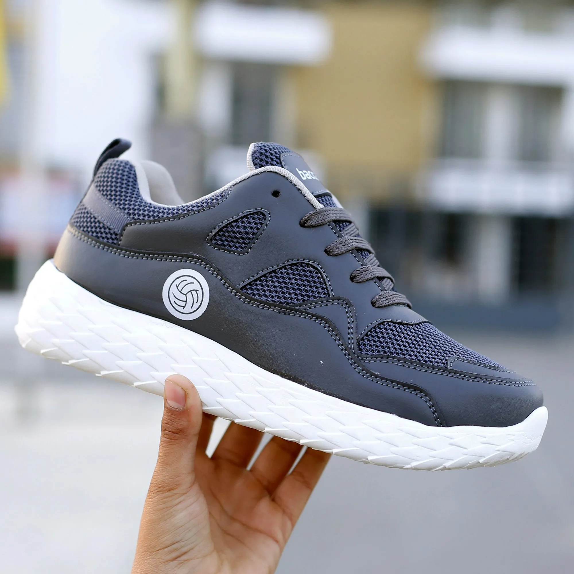 Bacca Bucci Chaussures de Sport Épaisses Femme pour Utilisation Quotidienne/Salle de Sport/Entraînement/Marche Décontractée