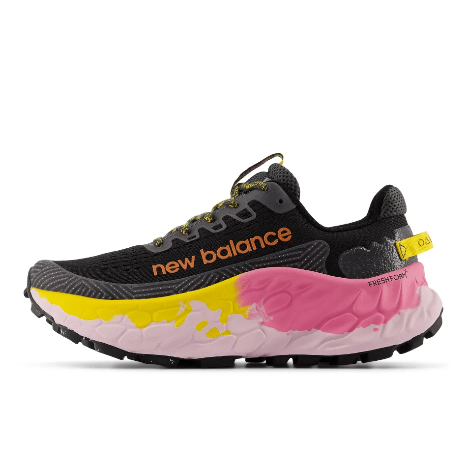 New Balance More Trail v3 Chaussures de Course pour Femme Noir/Rose AW24