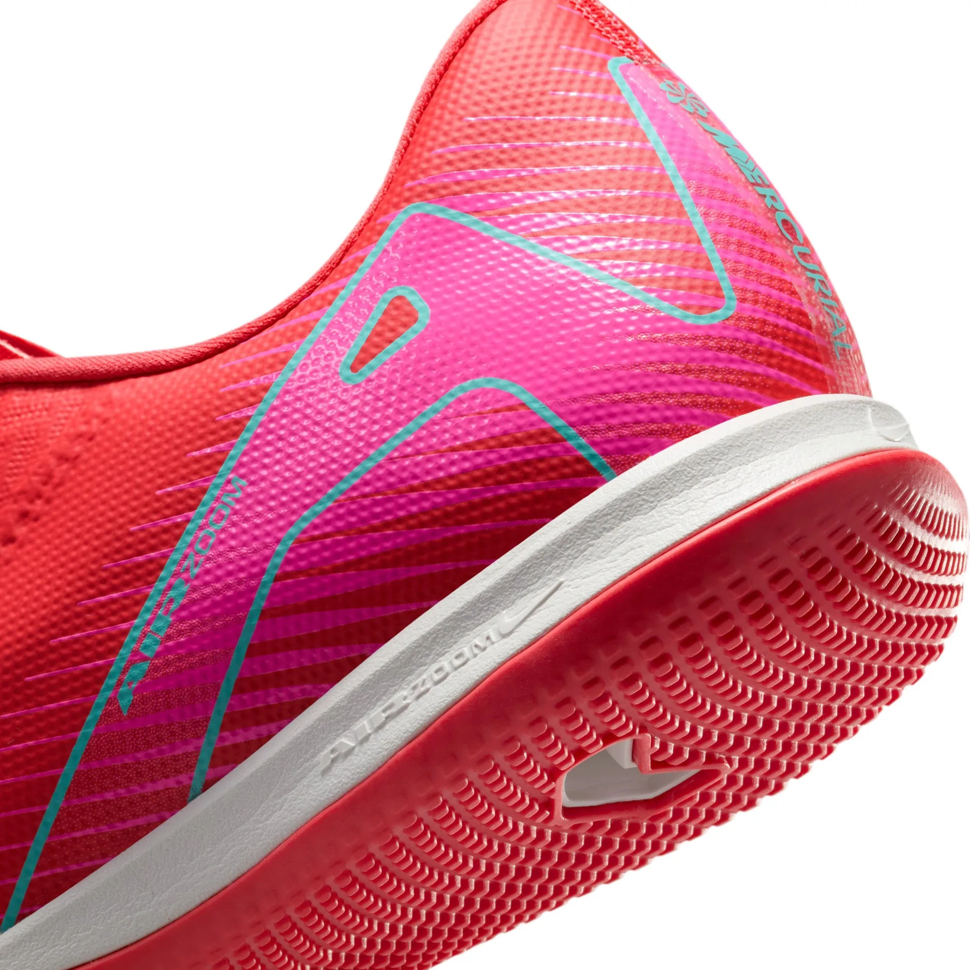 Chaussures de football Nike Mercurial Vapor 16 Academy IC à tige basse