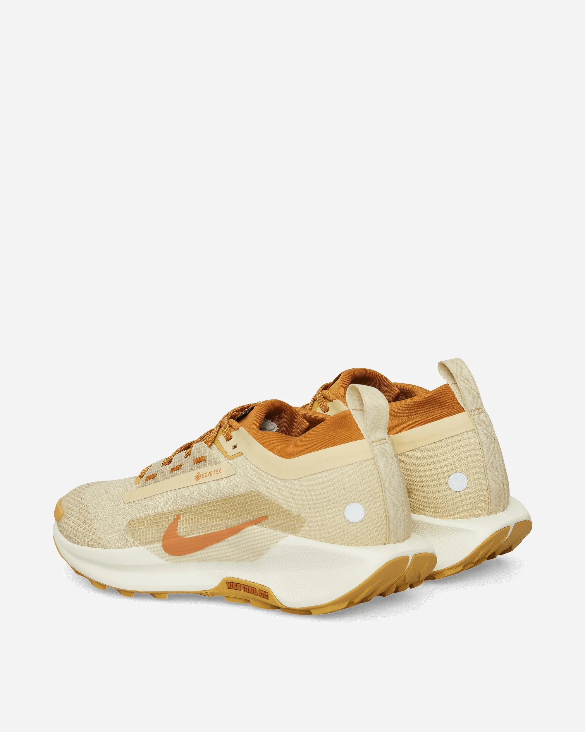 Baskets Pegasus Trail 5 GORE-TEX Équipe Or / Ocre Désert