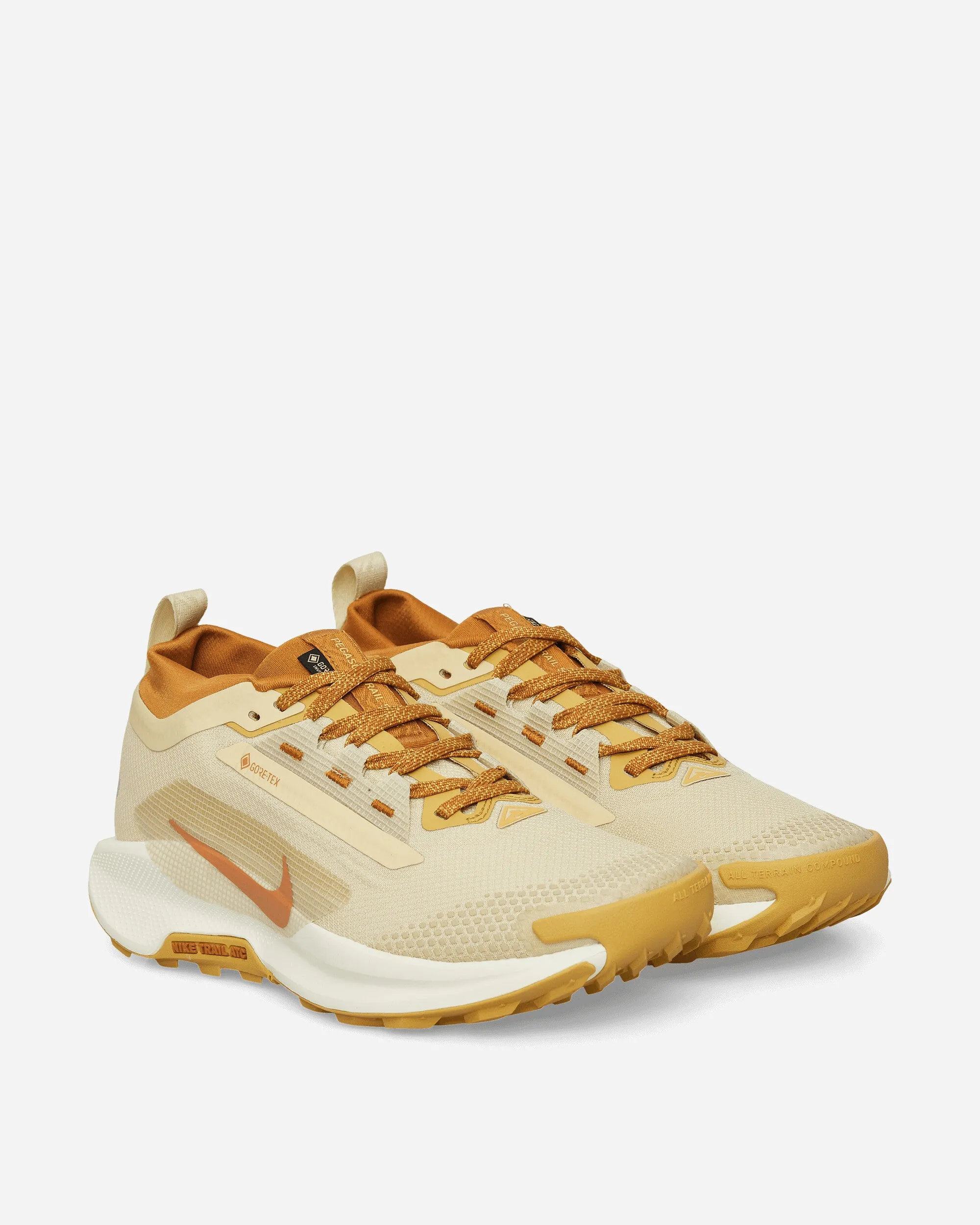 Baskets Pegasus Trail 5 GORE-TEX Équipe Or / Ocre Désert