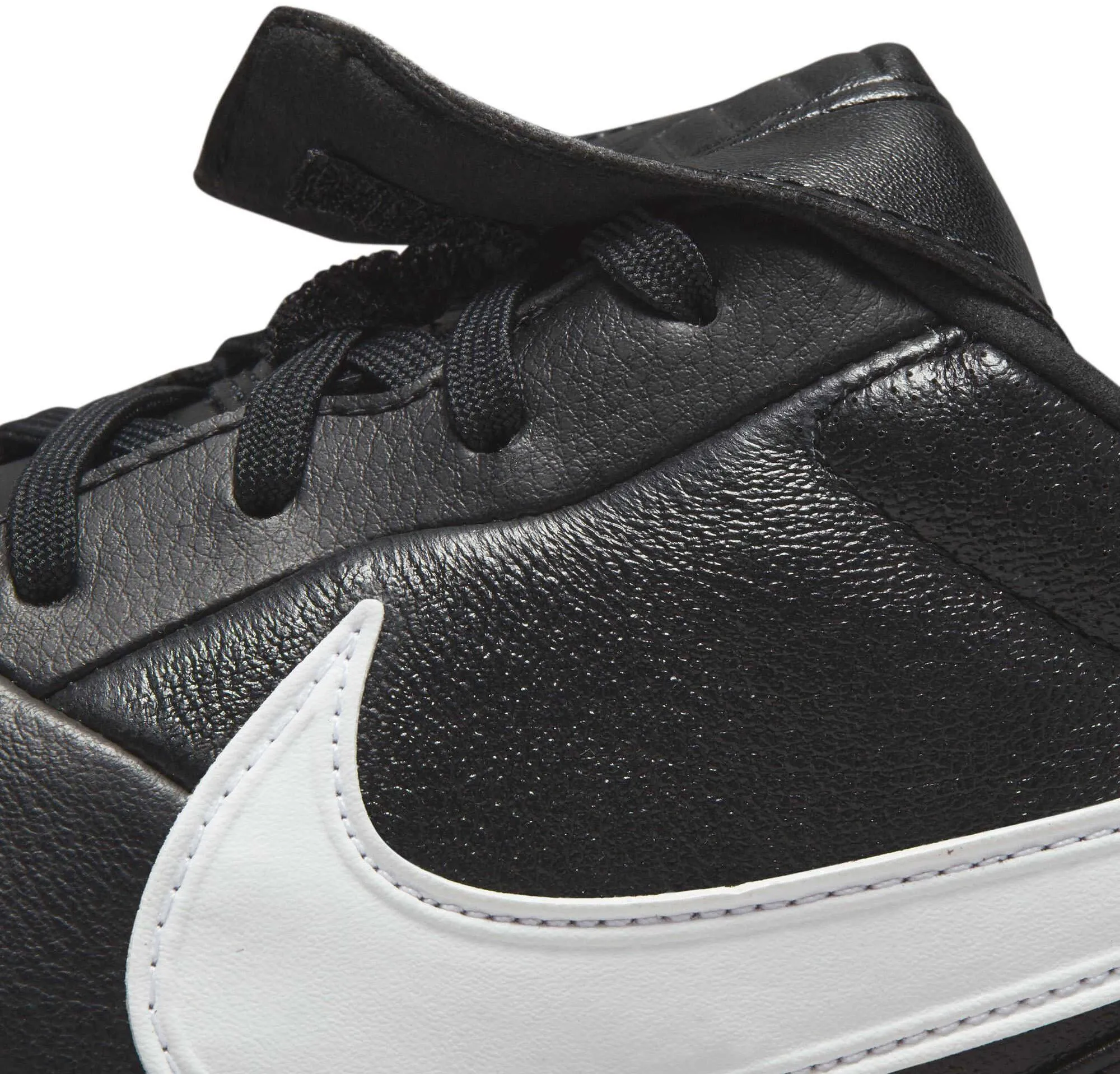 Chaussures de football Premier 3 pour terrain ferme