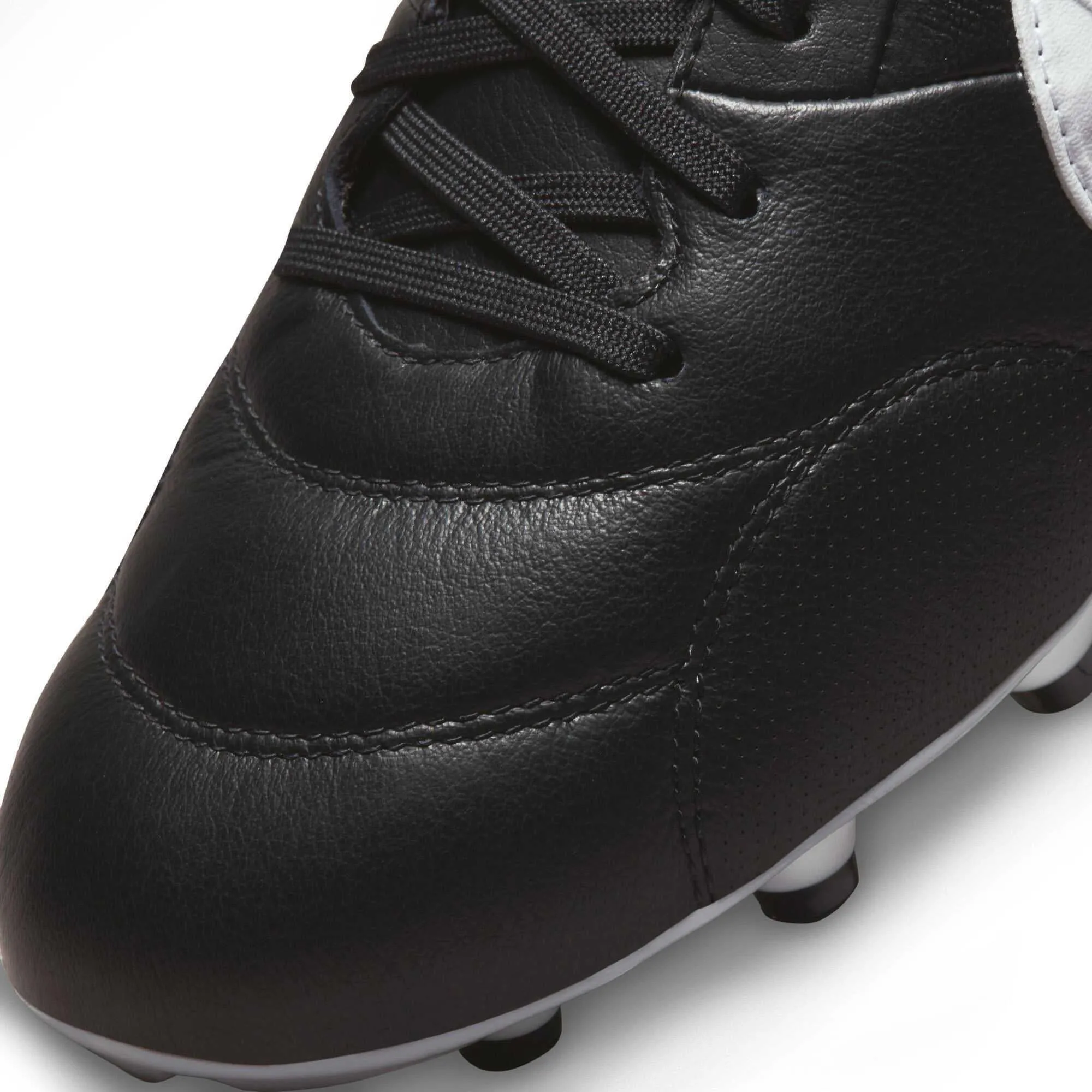 Chaussures de football Premier 3 pour terrain ferme