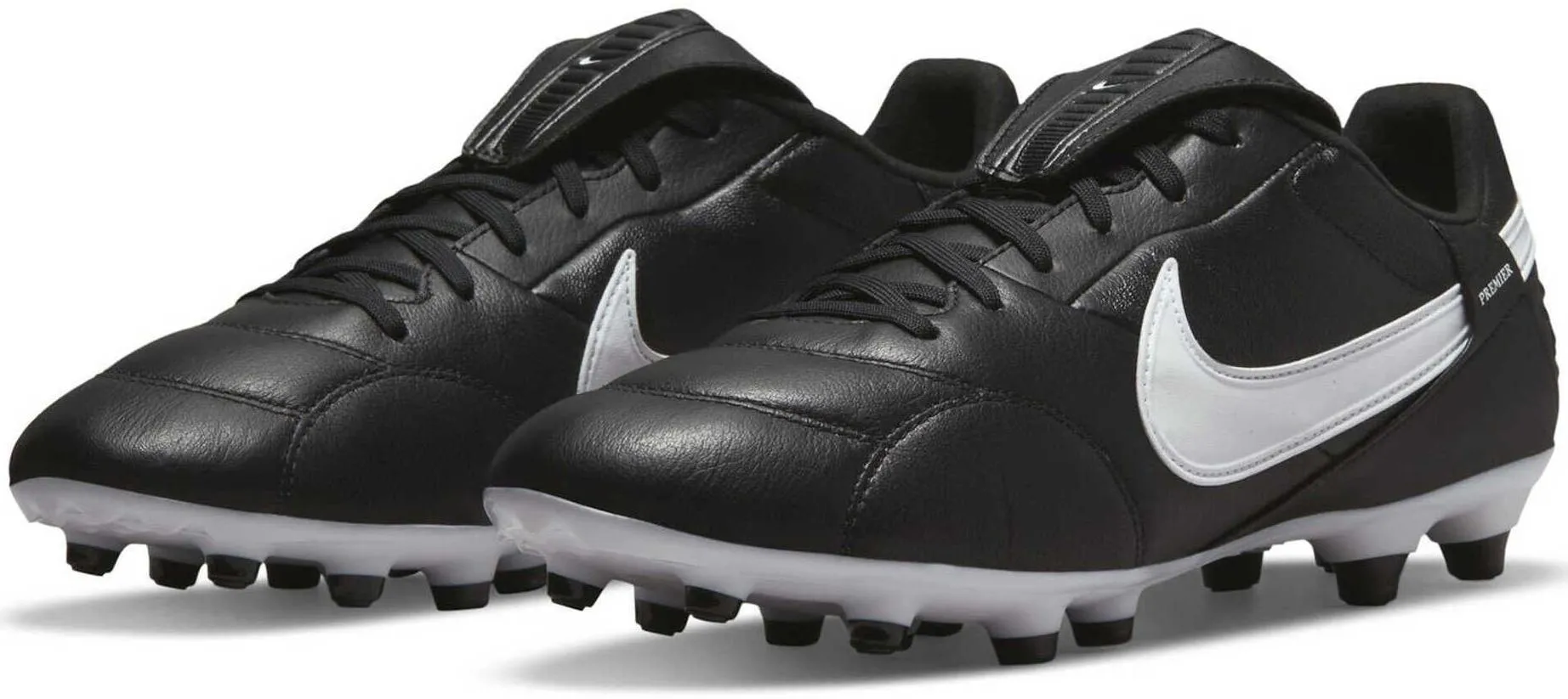 Chaussures de football Premier 3 pour terrain ferme