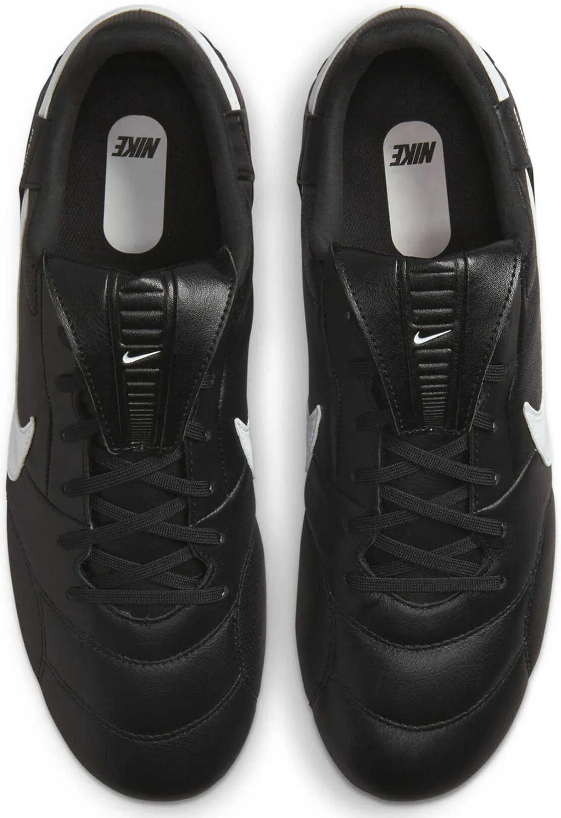 Chaussures de football Premier 3 pour terrain ferme