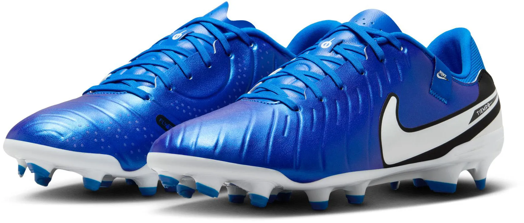 Chaussures de football Tiempo Legend 10 Academy Multi Ground à tige basse pour hommes