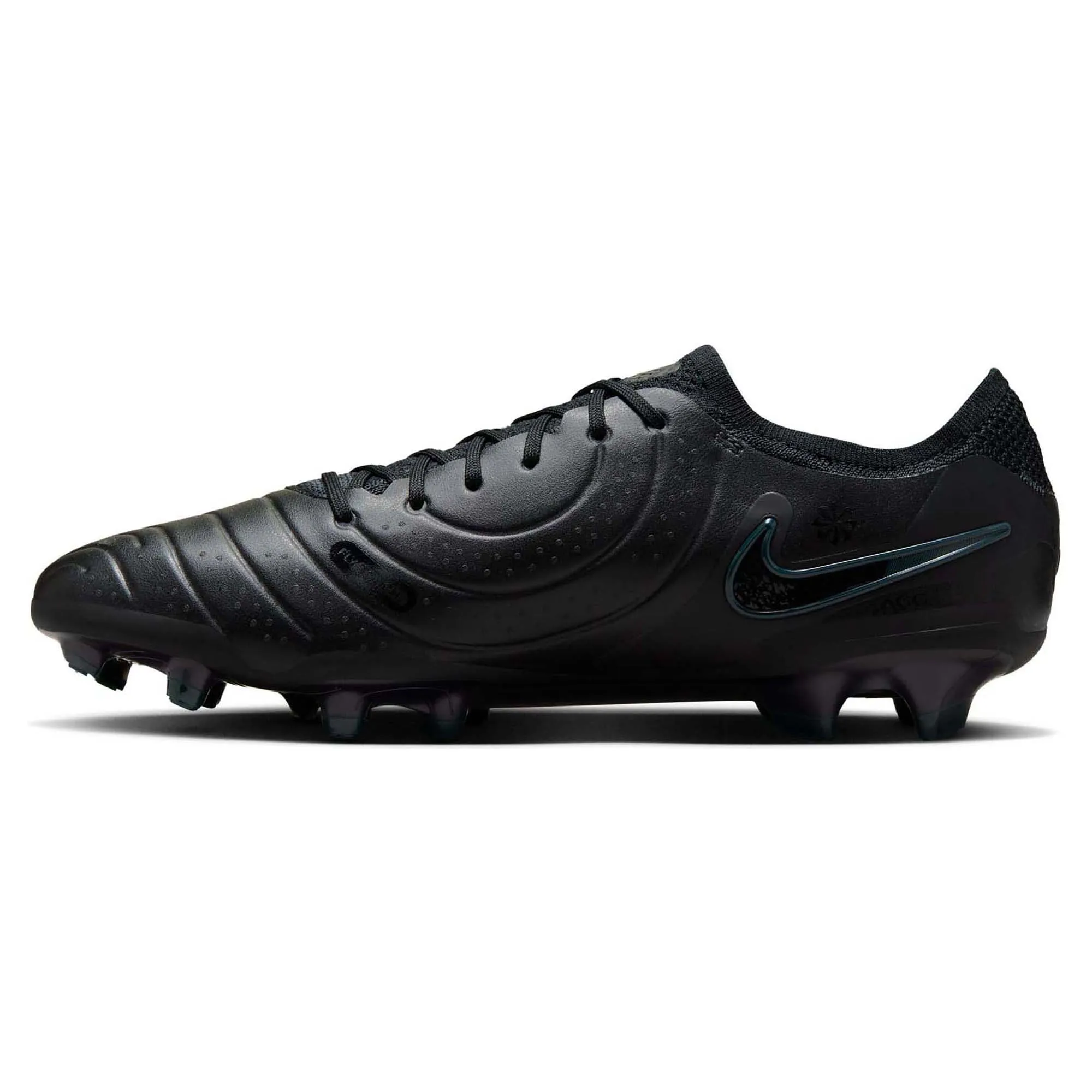 Chaussures de football Tiempo Legend 10 Elite à semelle ferme pour hommes, à tige basse