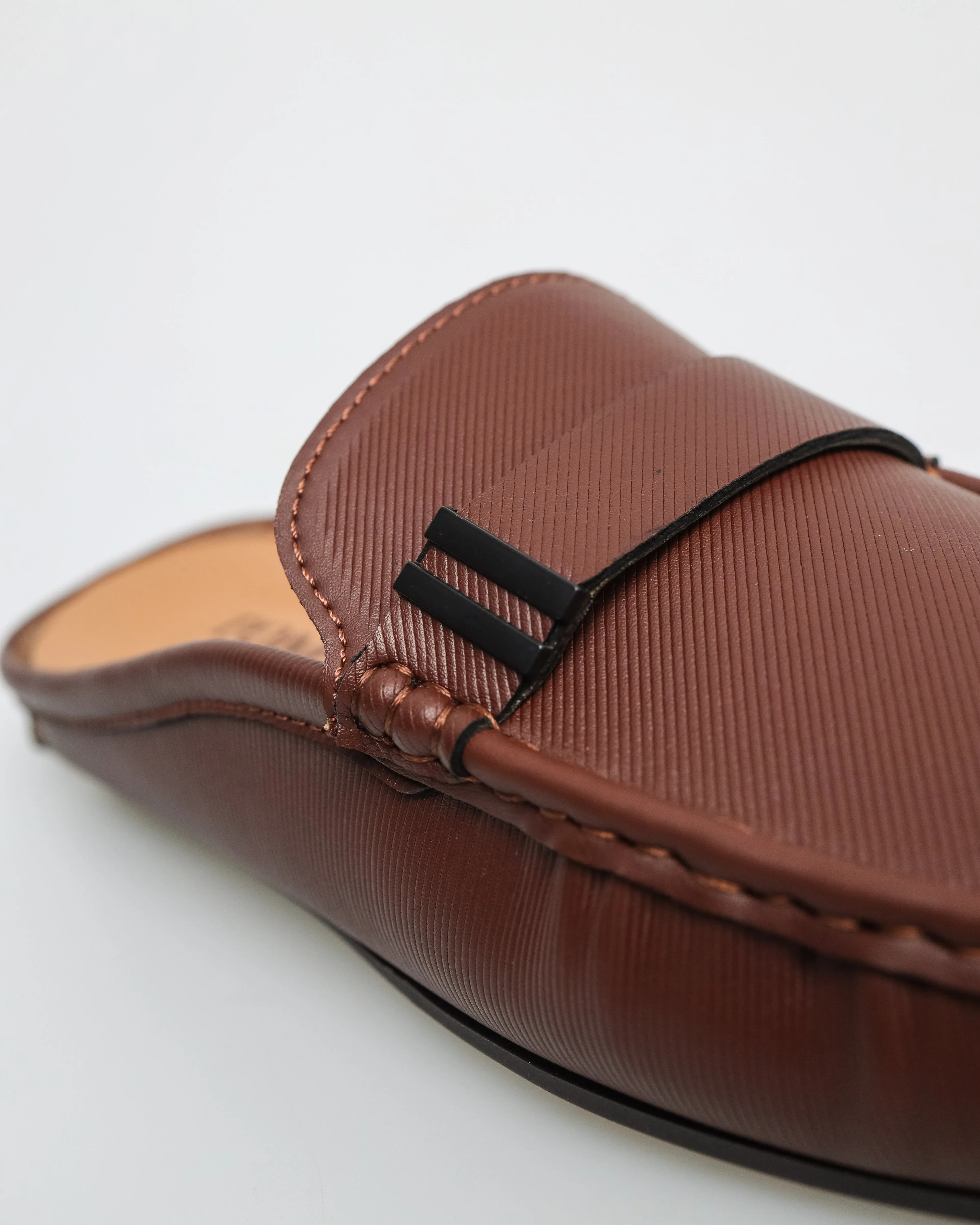 Mules à enfiler pour hommes Tomaz C571