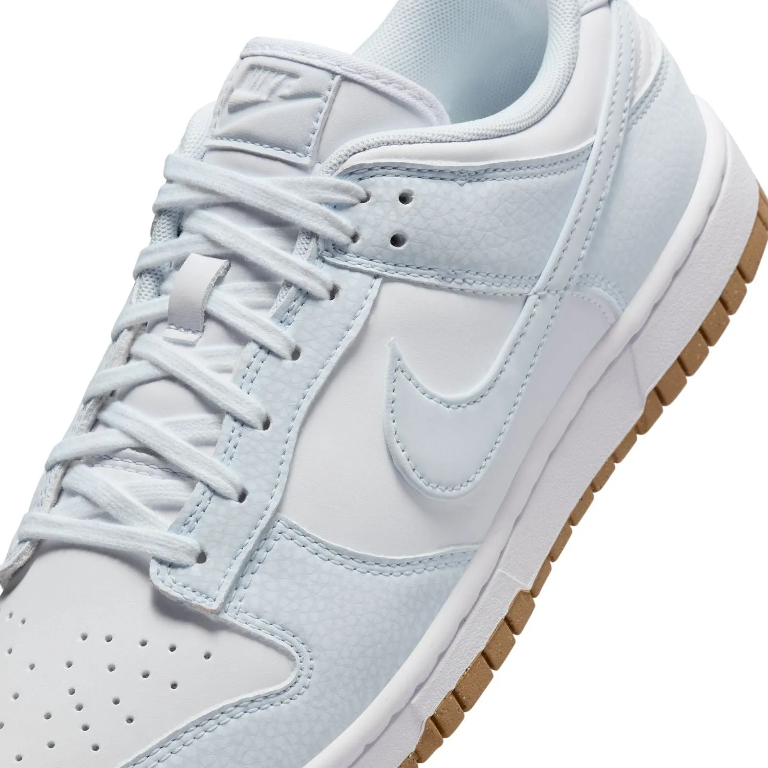 Wmns Dunk Low Premium Next Nature 'Gris Football'