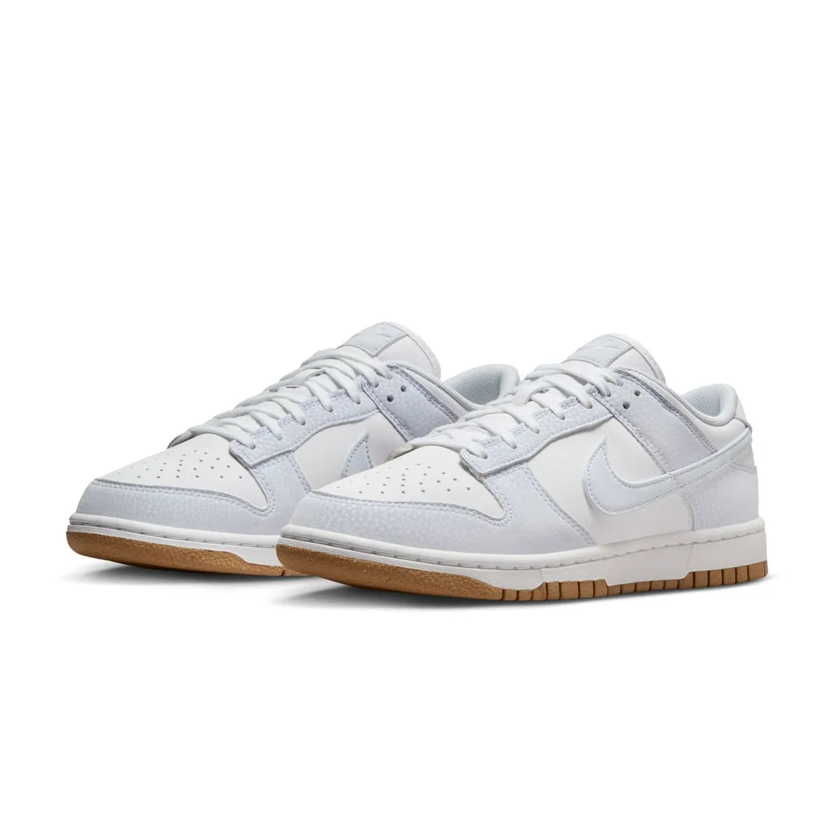 Wmns Dunk Low Premium Next Nature 'Gris Football'
